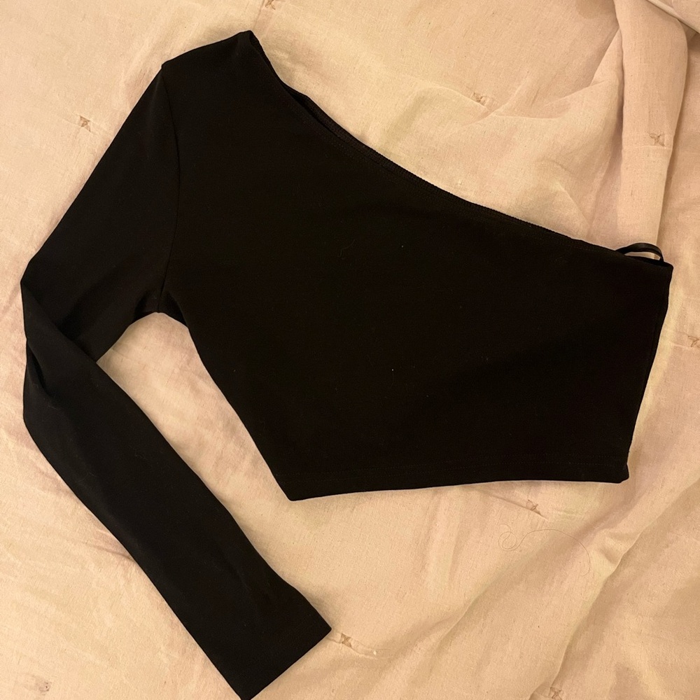 bundle of off the shoulder tops